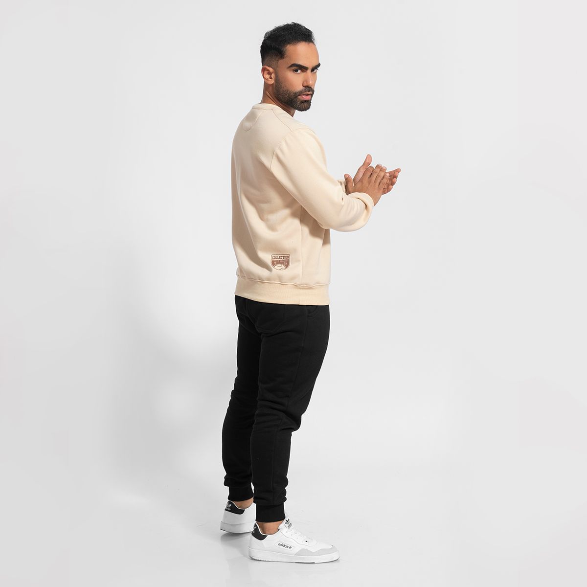 GENERICO - conjunto buzo algodón polera beige y jogger negro brooklyn Arcoi