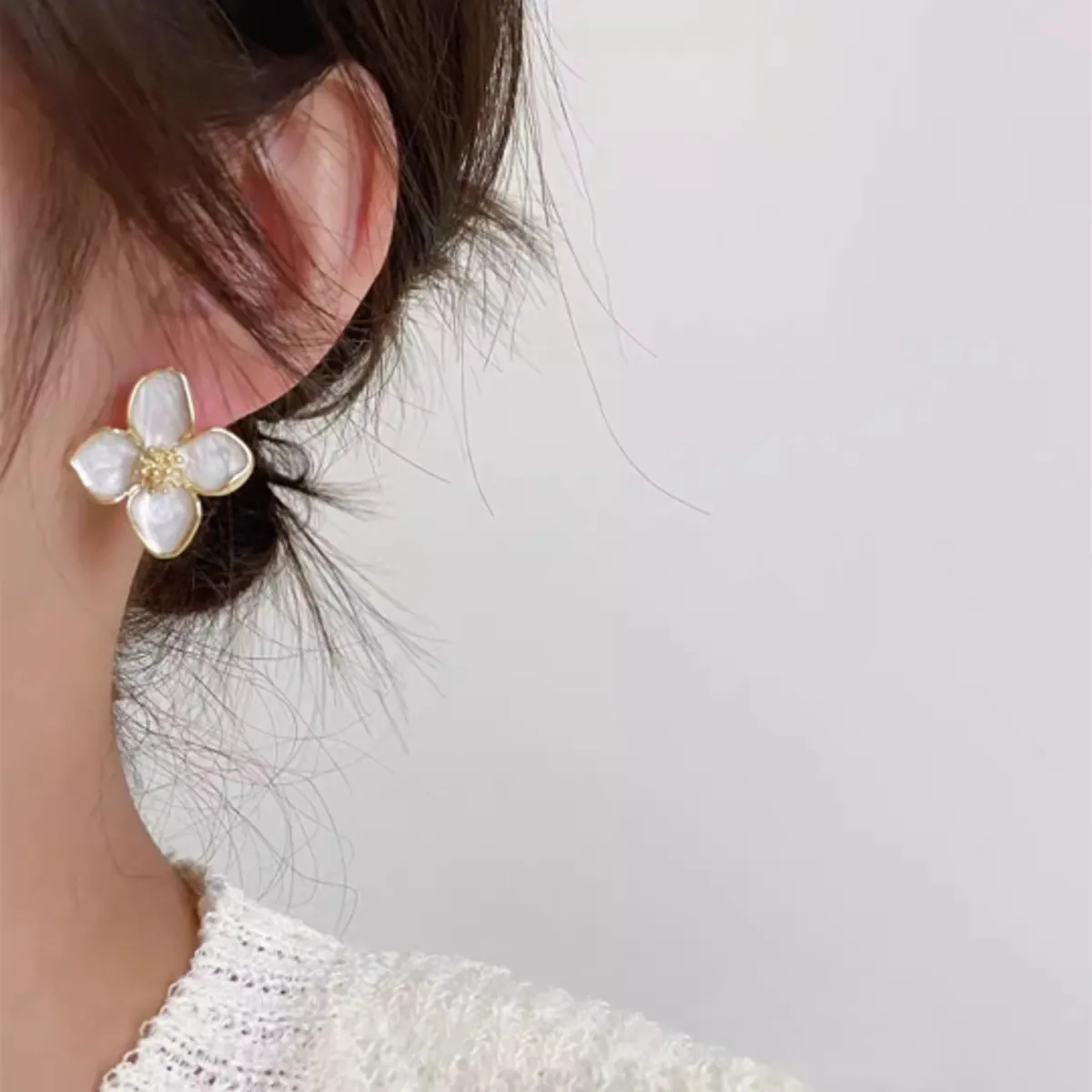 GENERICO - Aretes  set de flor esmaltada caída de hibisco para mujer -blanco