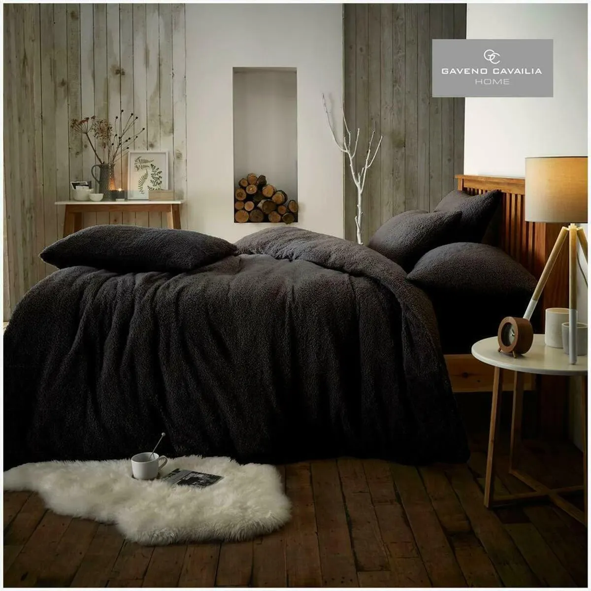 GENERICO - COLCHA DE PELUCHE PELO CORTO QUEEN NEGRO