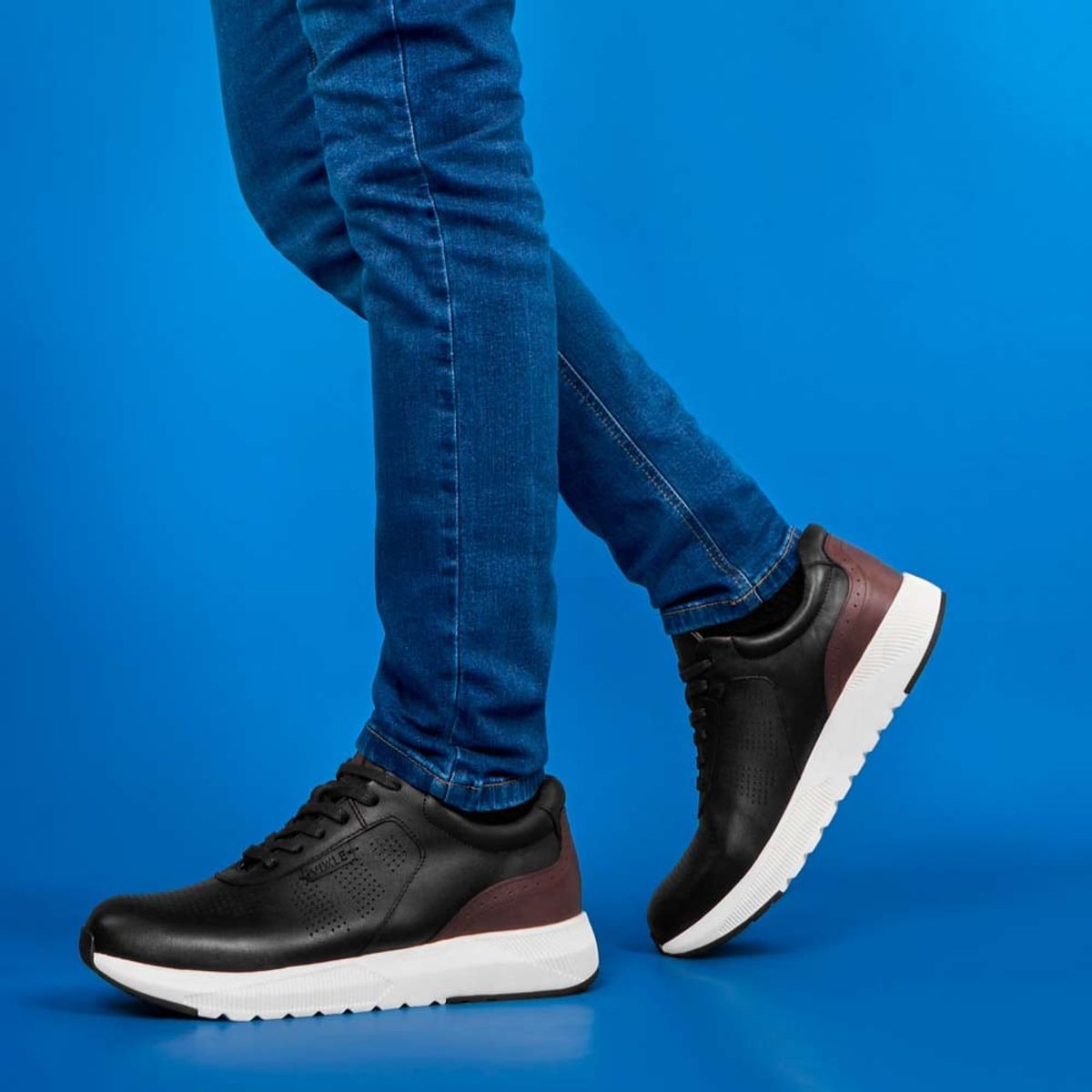 VIALE - Zapatilla Casual JOSE-035 Negro Viale Homme Cuero