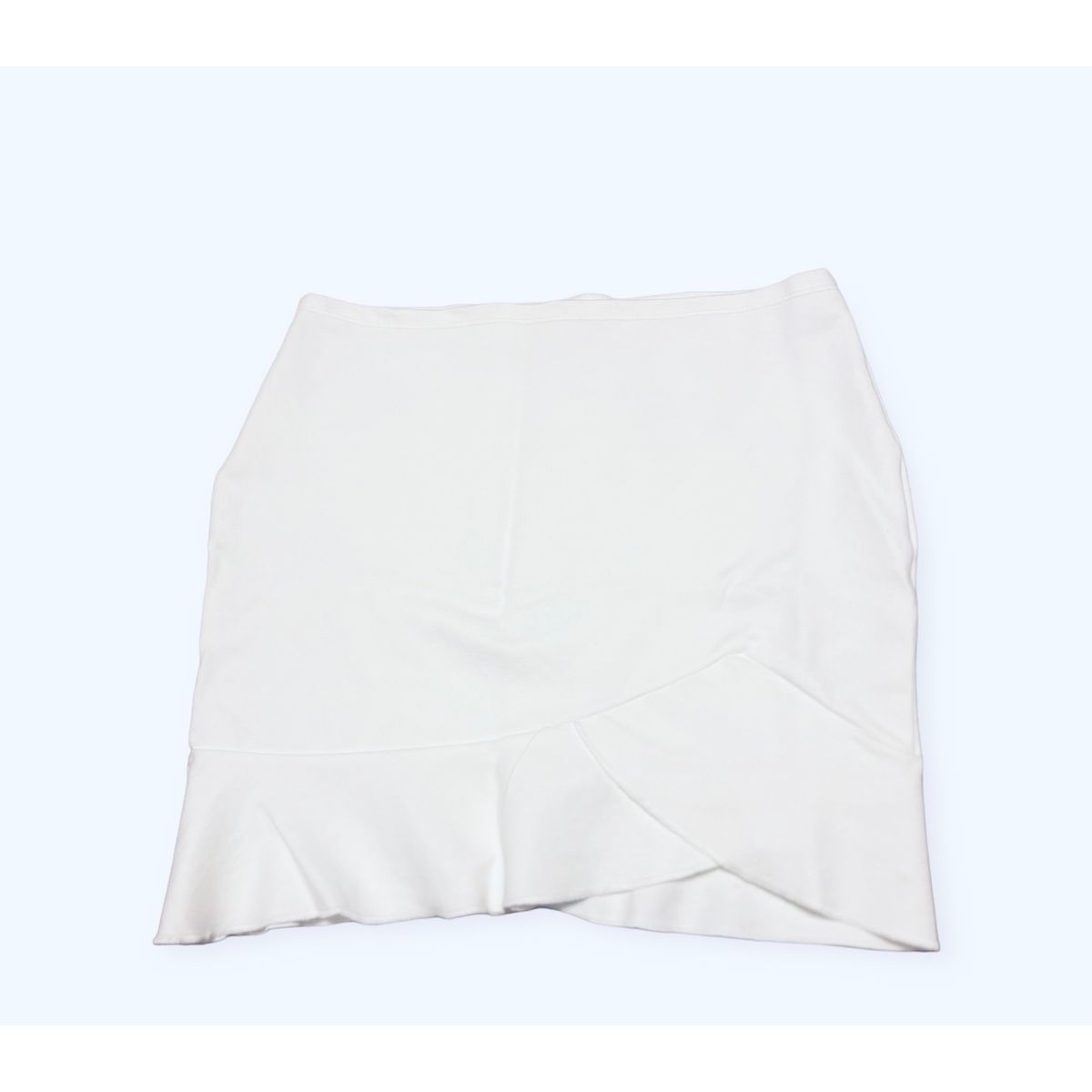 AMA OUTFITTERS - MINIFALDA CON BOBOS STRECH