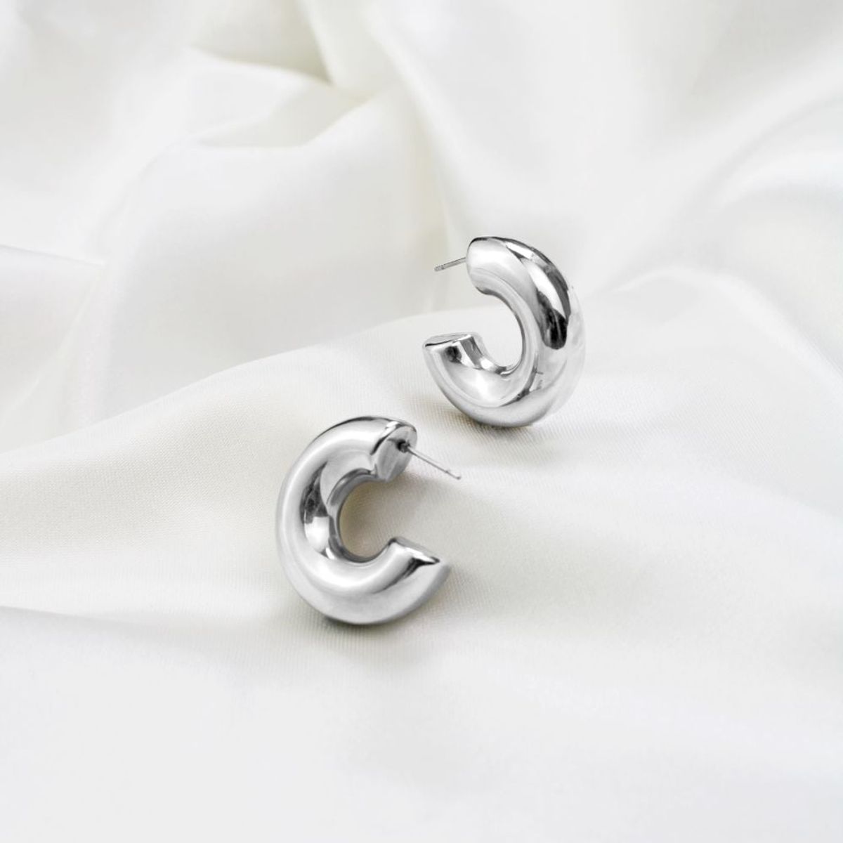 CLEO JOYAS & ACCESORIOS - HOOP ARGOLLA CHUNKY PLATEADO