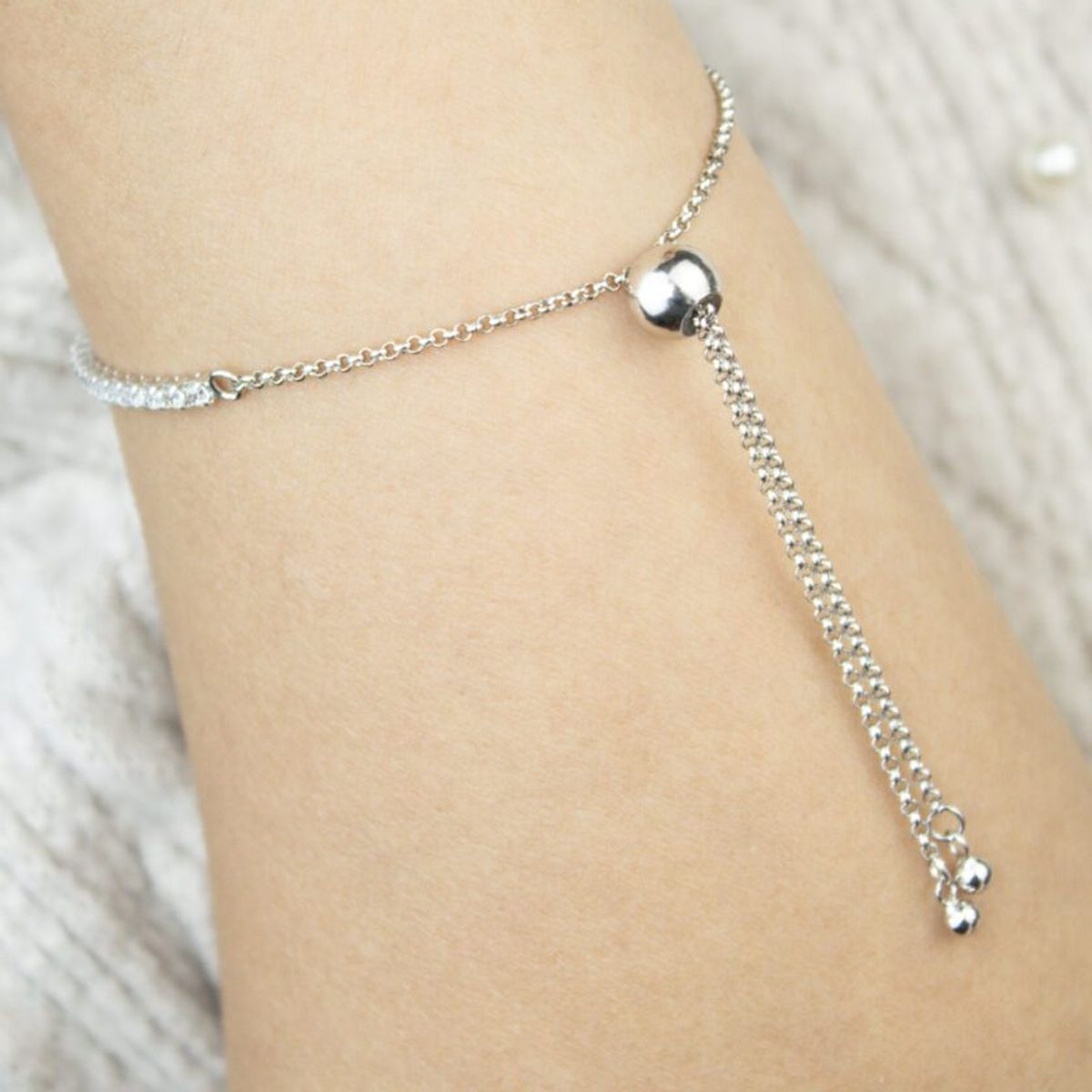CLEO JOYAS & ACCESORIOS - Pulsera Circones Regulable Plata