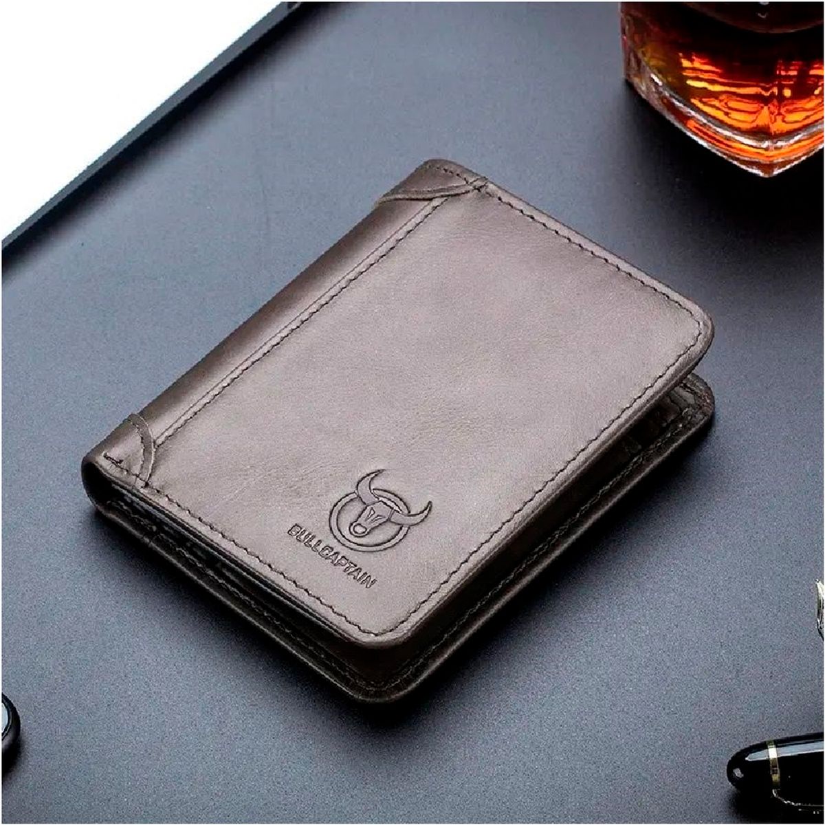 BULLCAPTAIN - BullCaptain - Billetera de Cuero Mate QB-031-V-CYA Gris