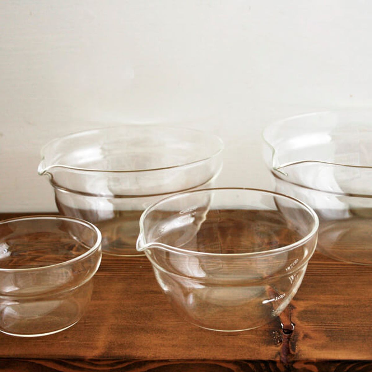 HARIO - Set de 4 bowls de vidrio con pico