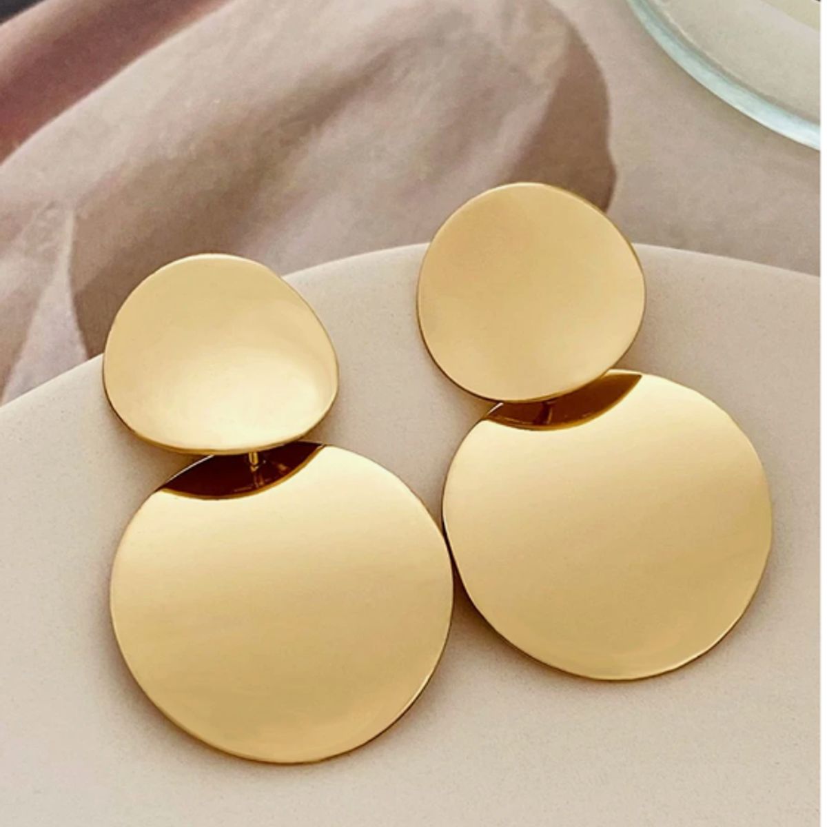 GENERICO - ARETES LARGOS REDONDOS