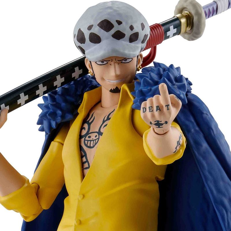 BANDAI - One Piece SH Figuarts Trafalgar Law The Raid on Onigashima