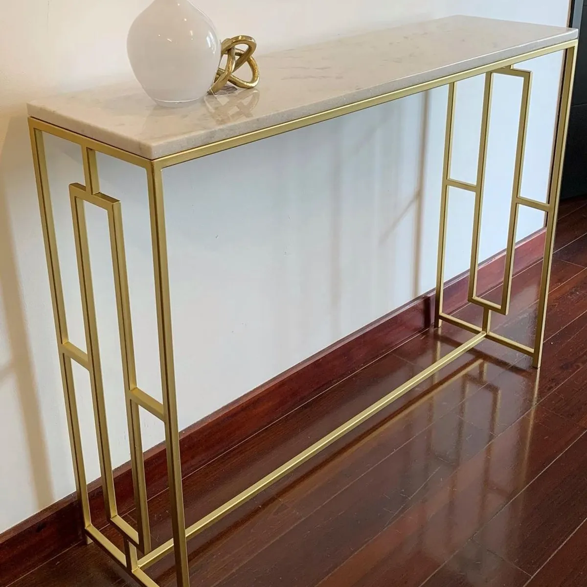 GENERICO - Consola Recibidor Apex