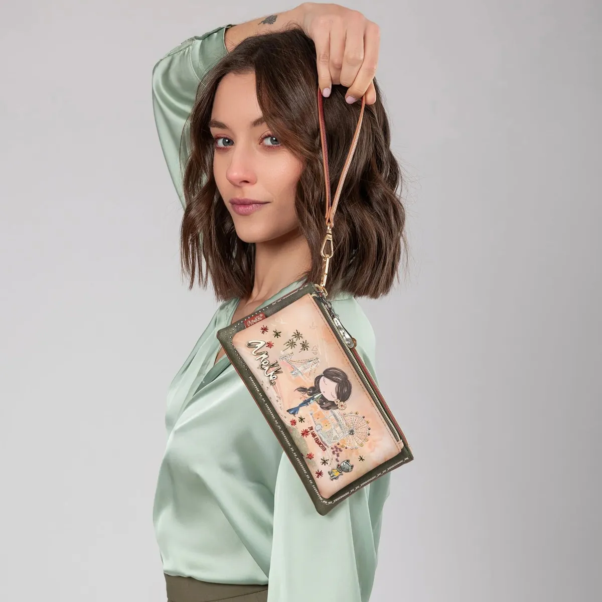 GENERICO - Monedero tipo billetera-Anekke Peace & Love Camel