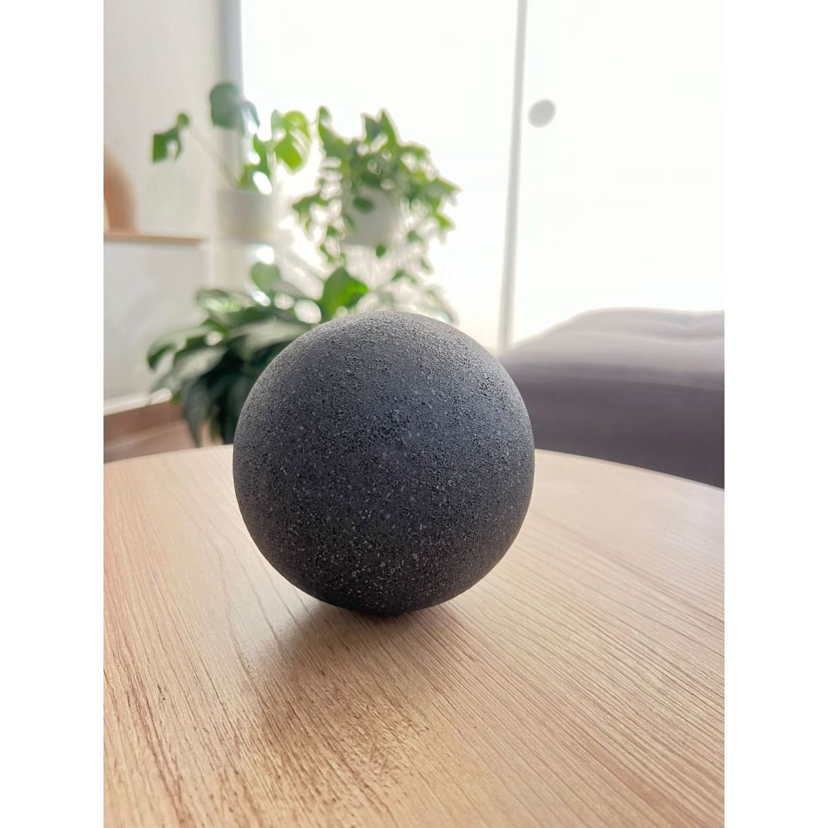 MAP DESIGN HOME - Esfera Decorativa Volcanita 11x35x11 cm