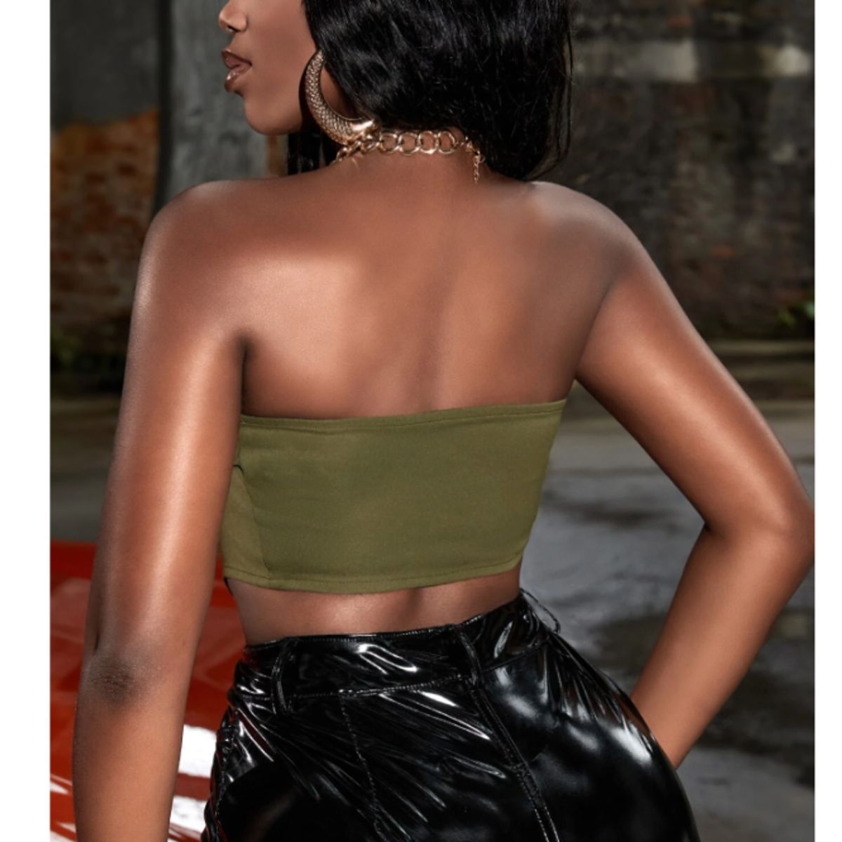 GENERICO - TOP CROP CON CORDON DELANTERO