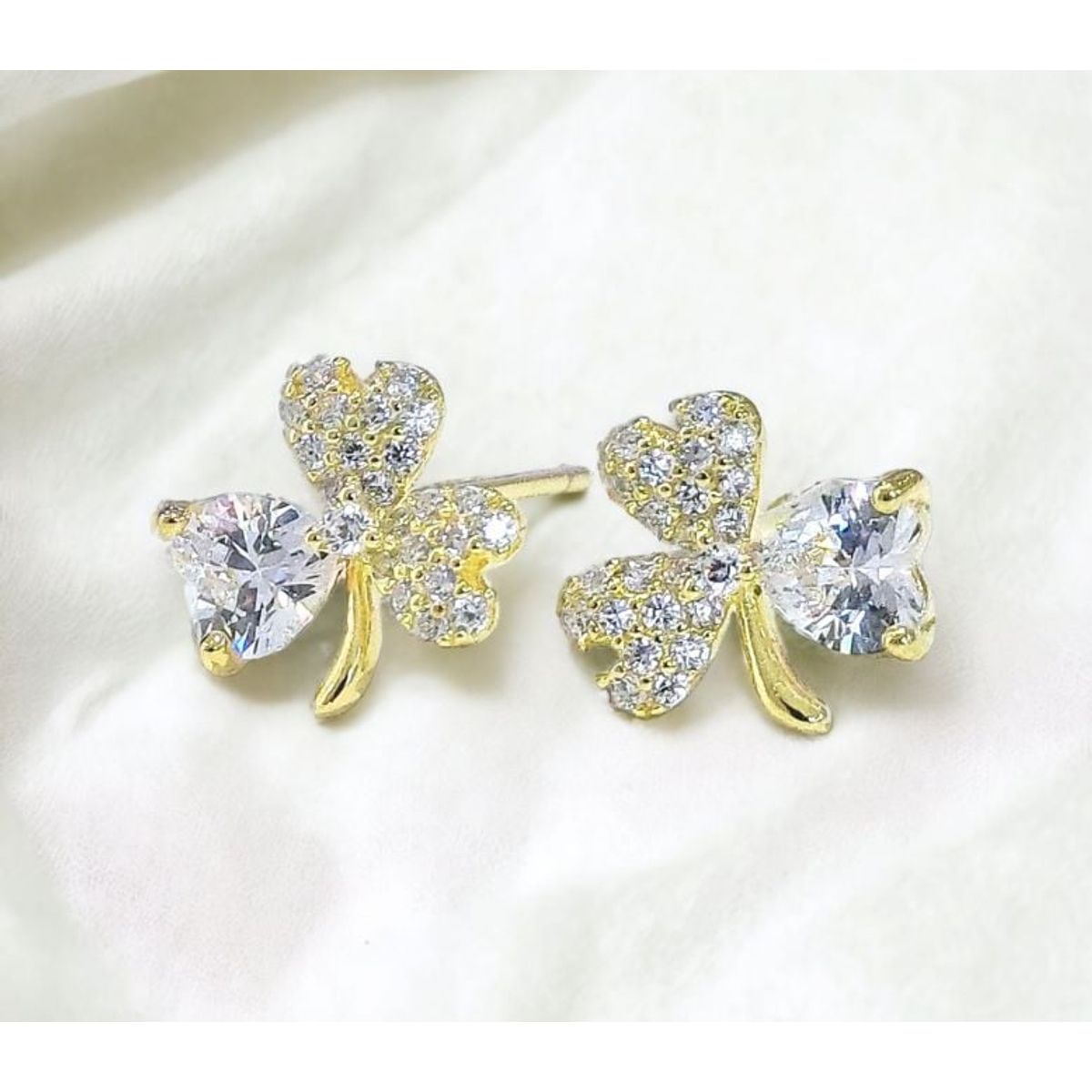 GENERICO - ARETES TREBOL EN PLATA BAÑADA EN ORO 24KL