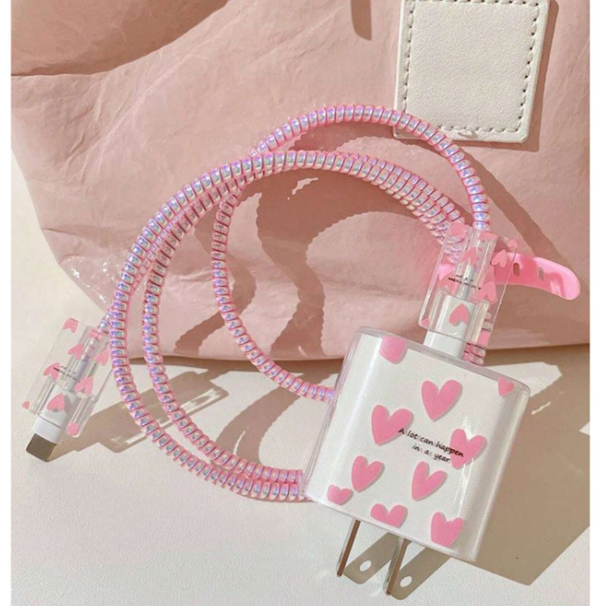 GENERICO - CASE PROTECTOR DE CORAZONES PARA CARGADOR DE IPHONE