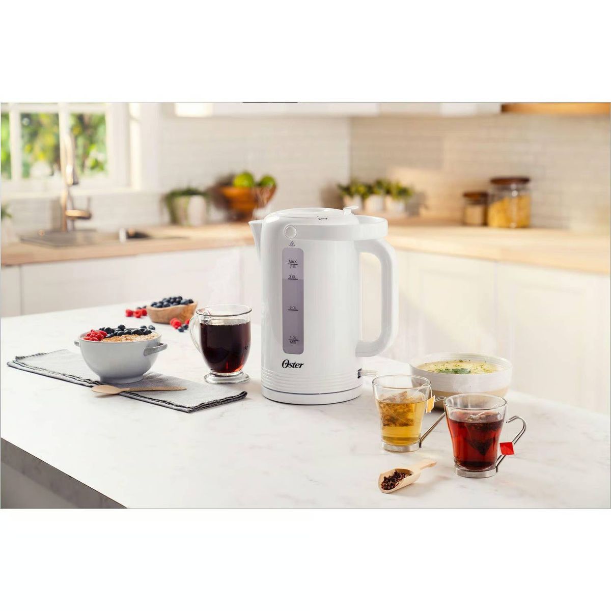OSTER - Hervidor eléctrico Oster 3.5 L BVSTKT35W Blanco