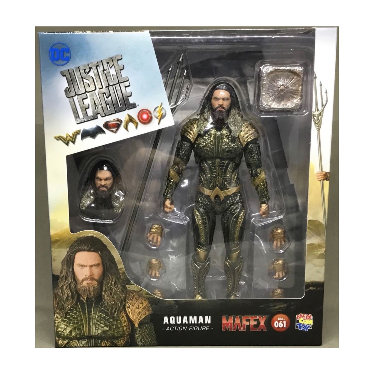 DC COMICS - Figura Justice League MAFEX Nro 061 Aquaman