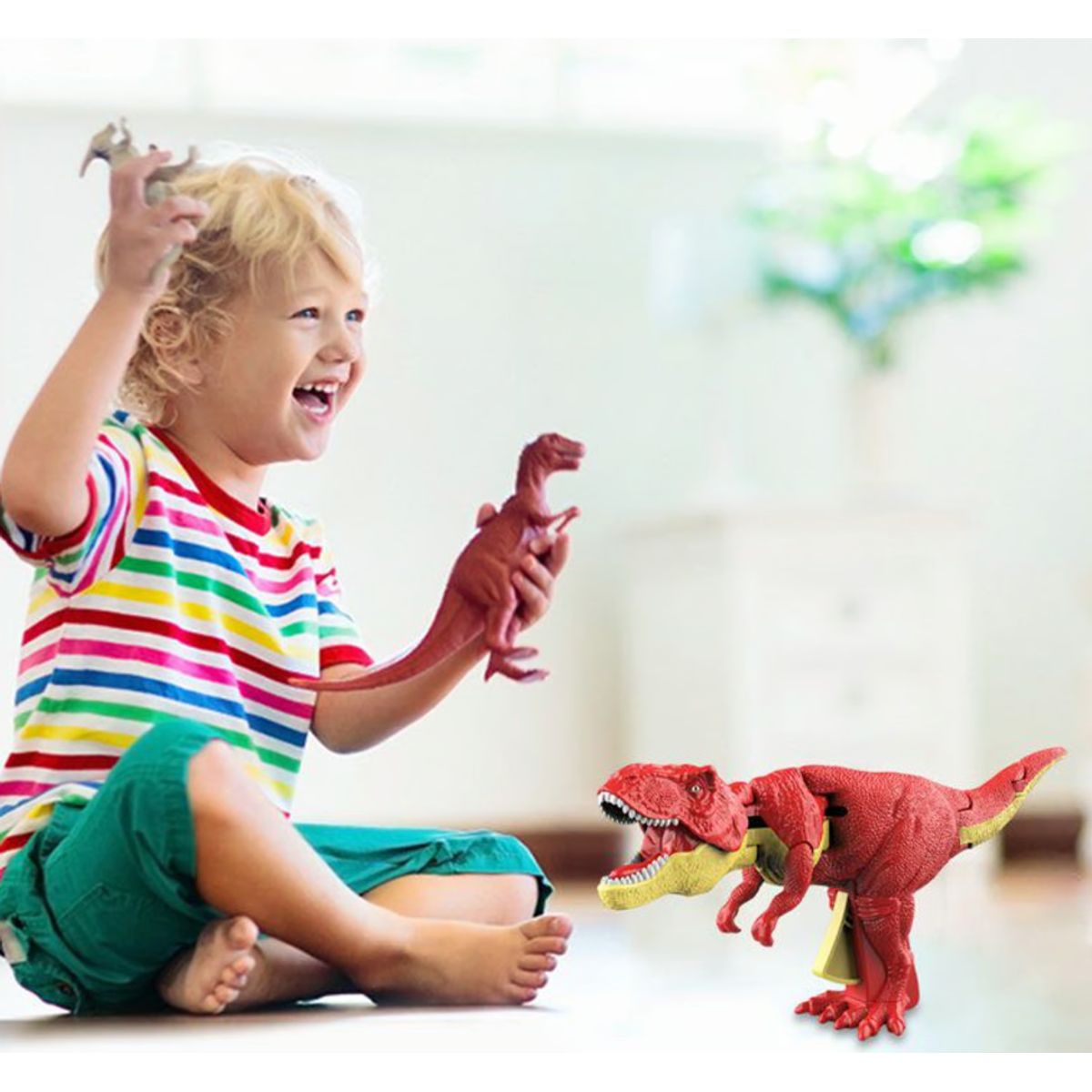 GENERICO - Dinosaurio Zaza con Luz y Sonido - Rojo
