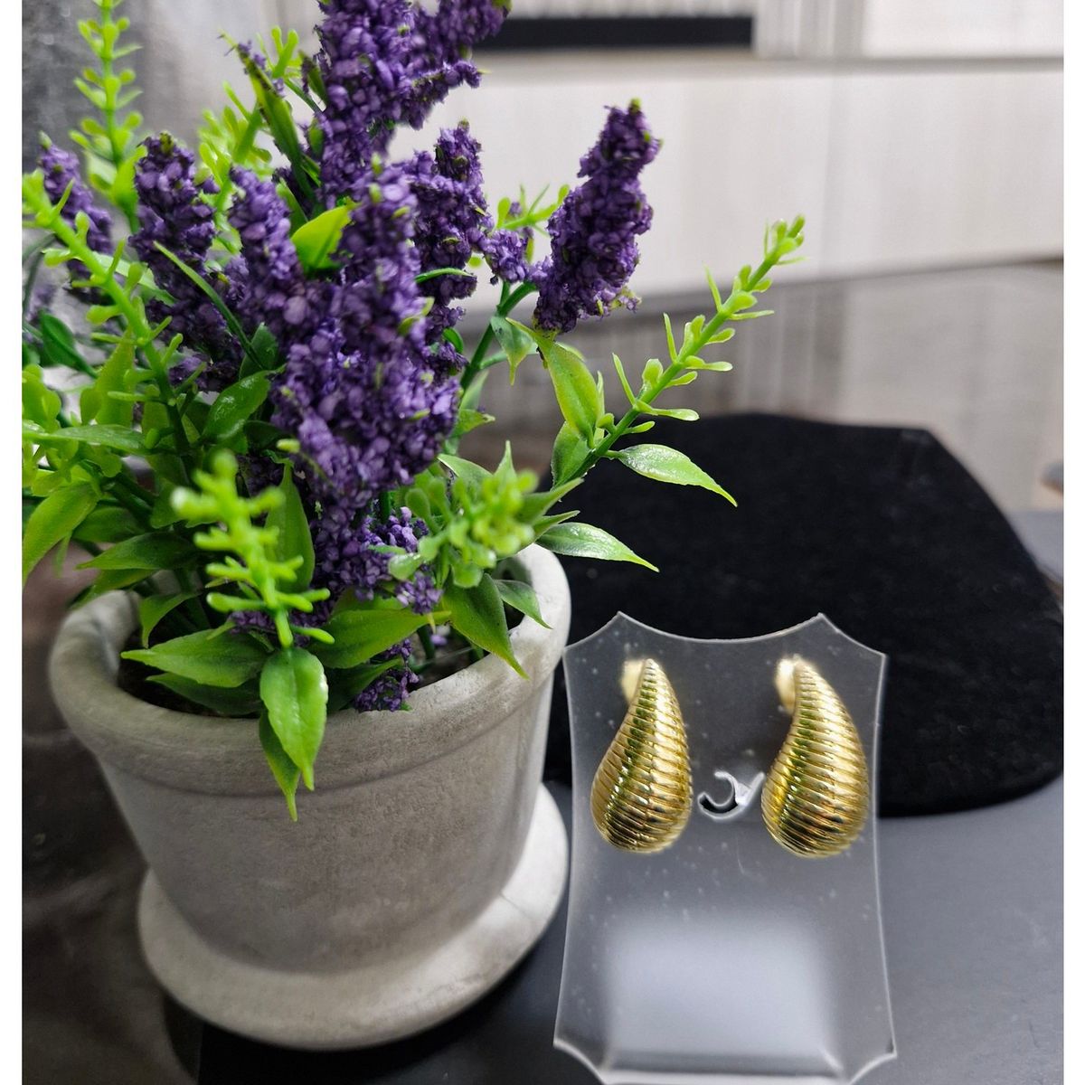 FERNANDA ROMERO JOYAS Y ACCESORIOS - Hermosos Aretes Gotas Drop Tendencia elaborados Acero con rayitas