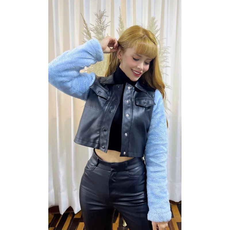 KATE LARRAIN - Casaca Casual Mujer Furry