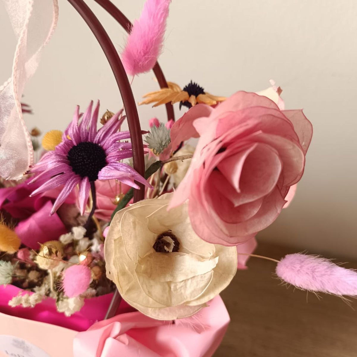 GENERICO - Canasta flores secas Jardín de Rosas Día de la Madre