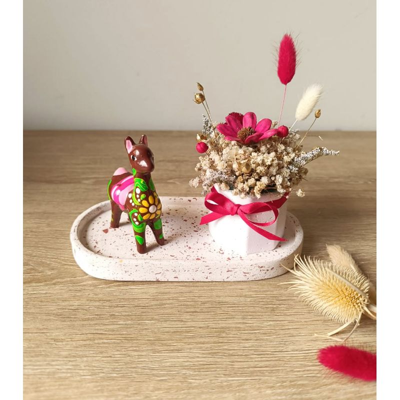 GENERICO - Pack Deco Fiestas Patrias Bandeja + Vicuña + Arreglo Floral