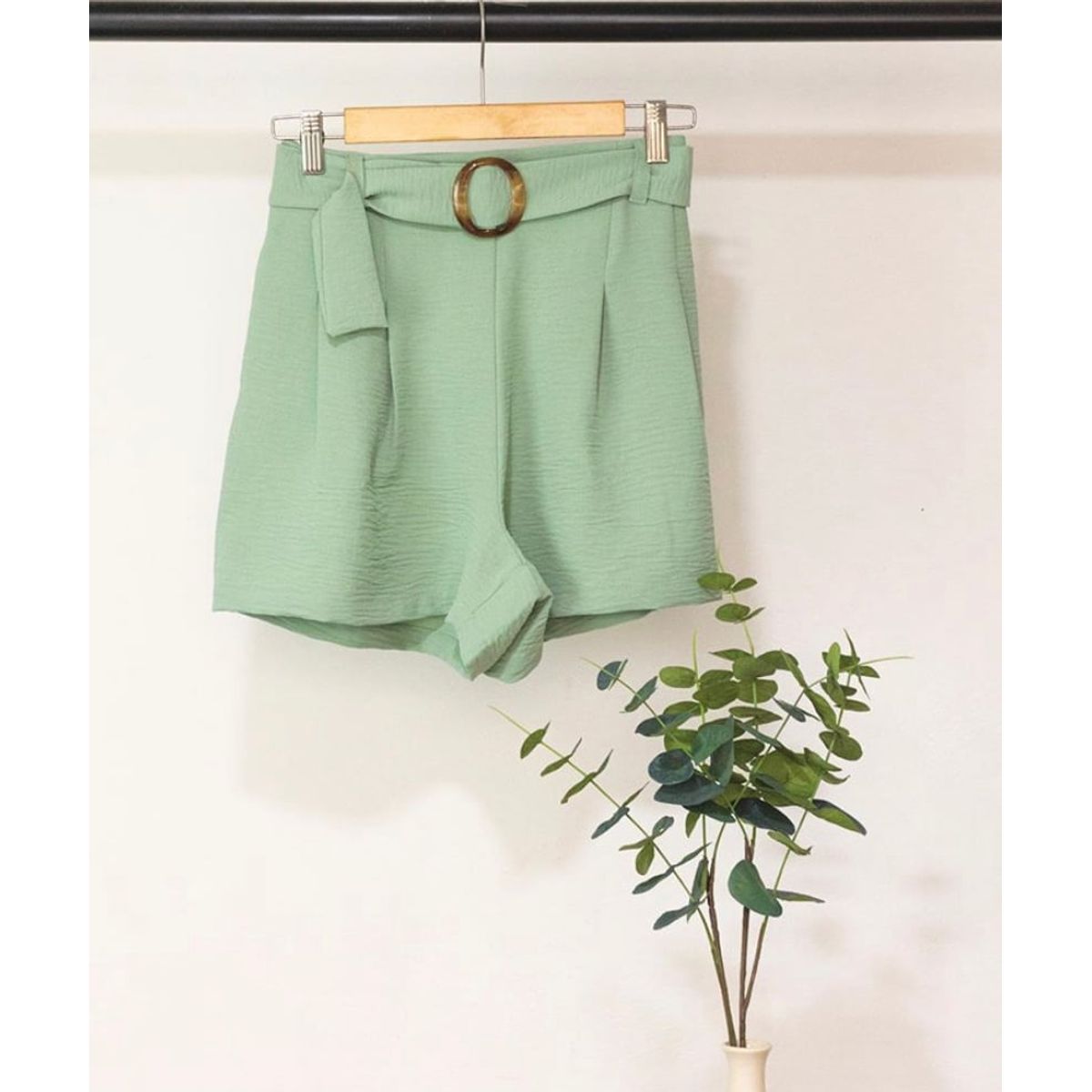 AMA OUTFITTERS - SHORT MARTINA CON CINTURON