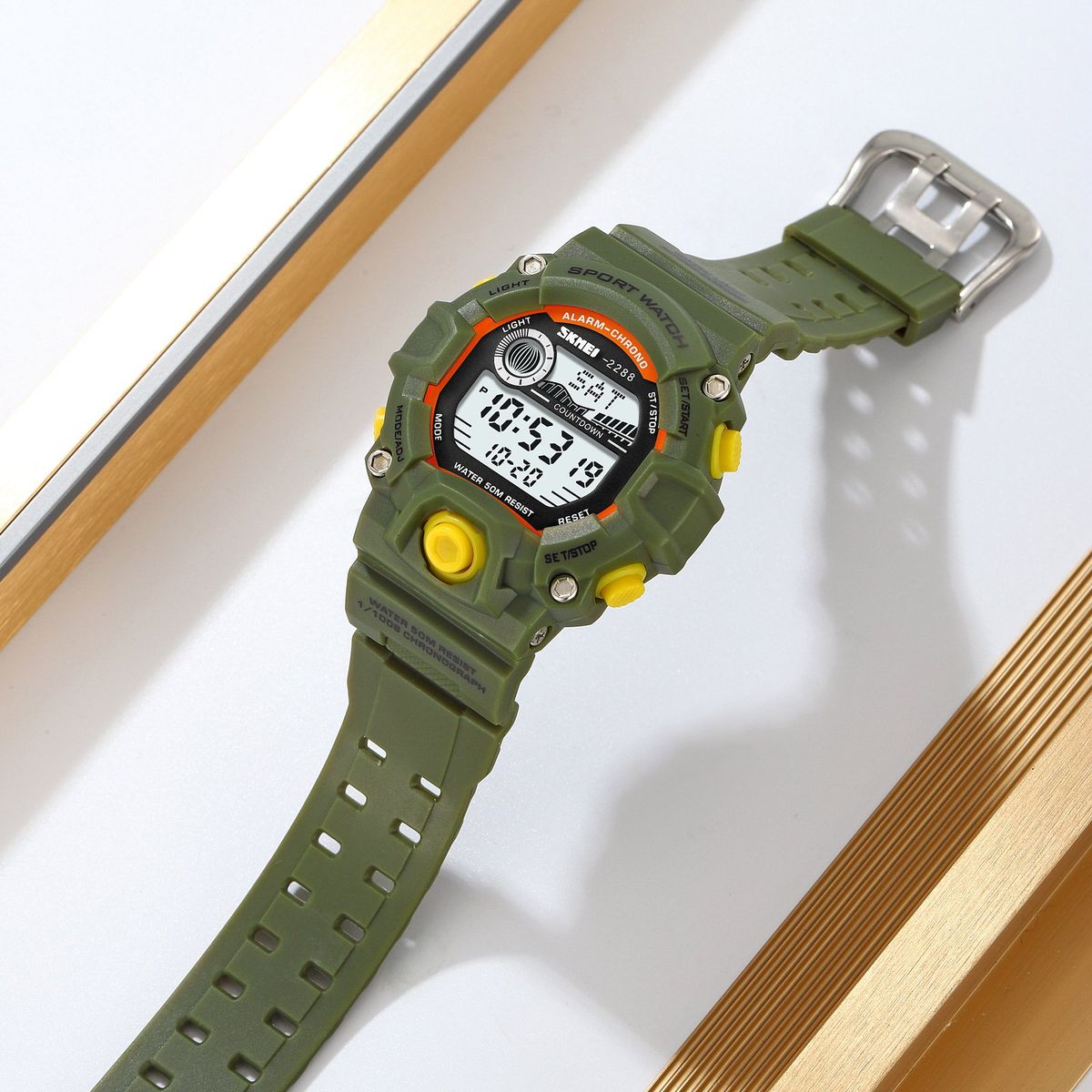 SKMEI - Reloj Skmei 2288 Verde Militar con luces_.