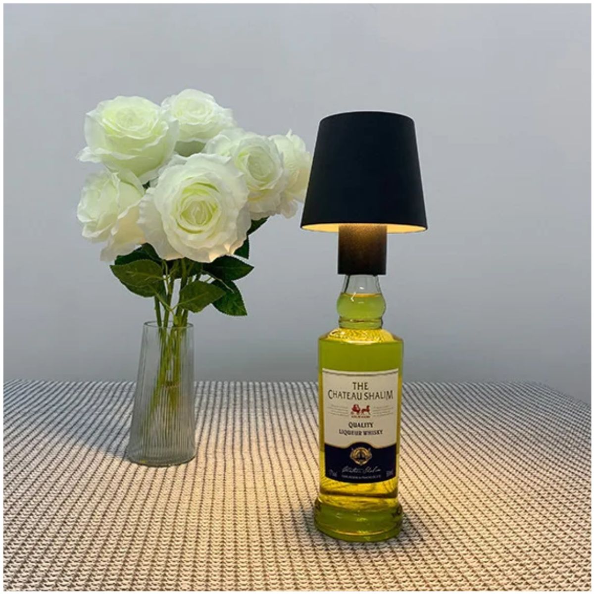 INSPIRA MARKET - Lampara de mesa para botella LED portatil 3 tipos de iluminación