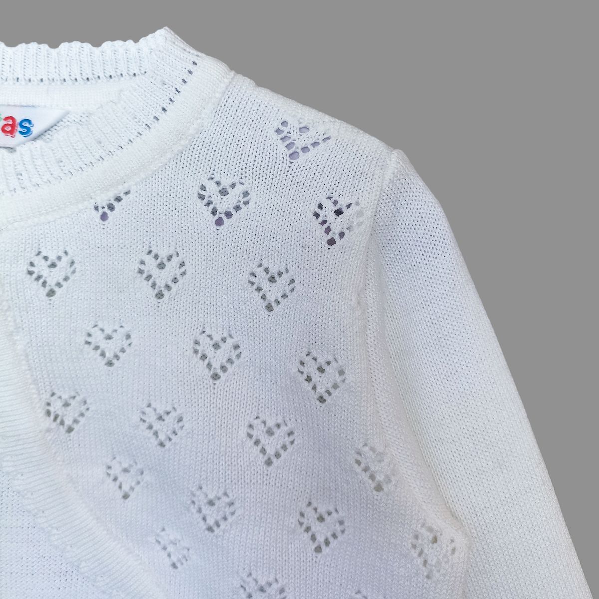 GENERICO - BOLERO TEJIDO NIÑA COLOR BLANCO PATRON CORAZONES