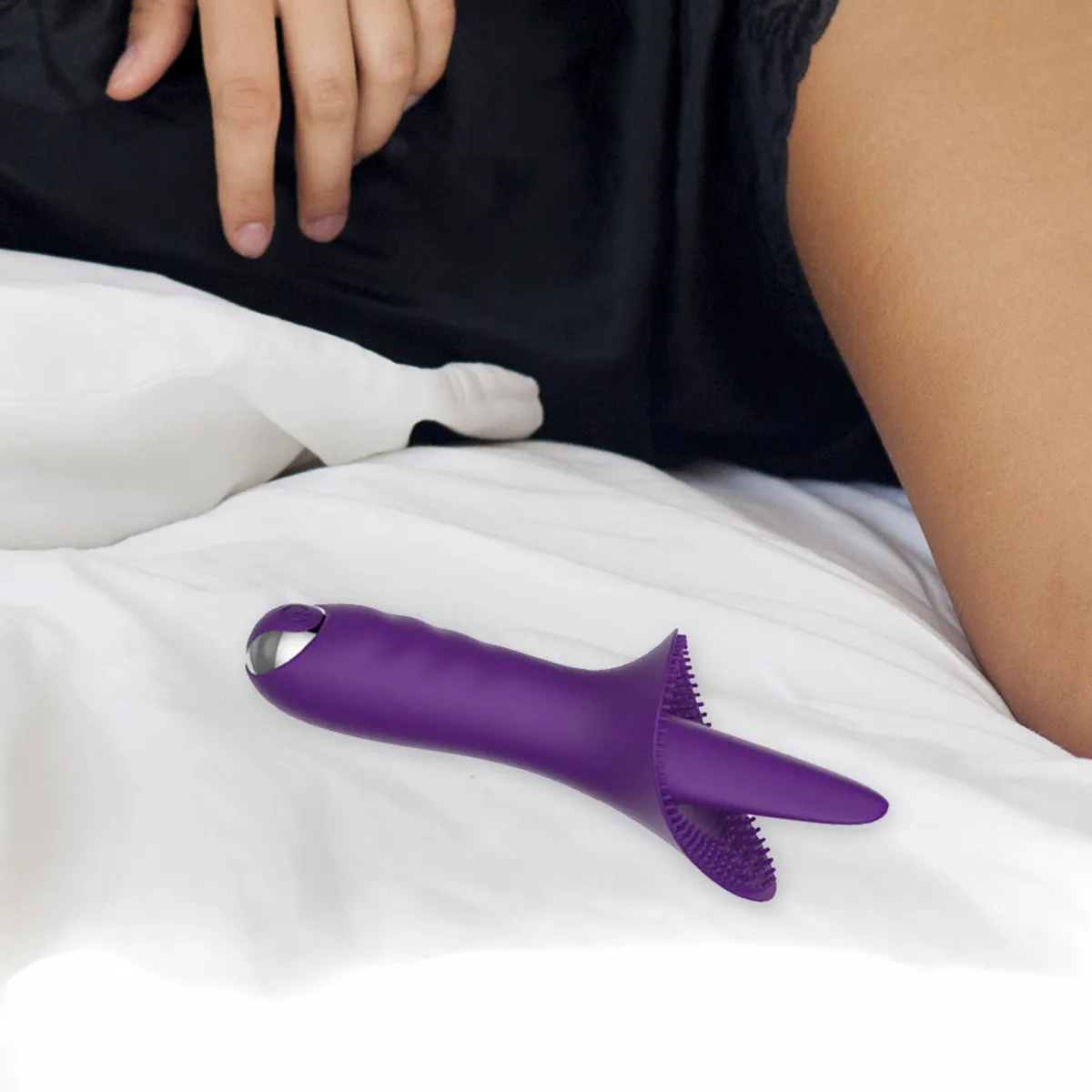 GENERICO - Dildo Consolador Con Lengua Vibradora + Estimulador Dila