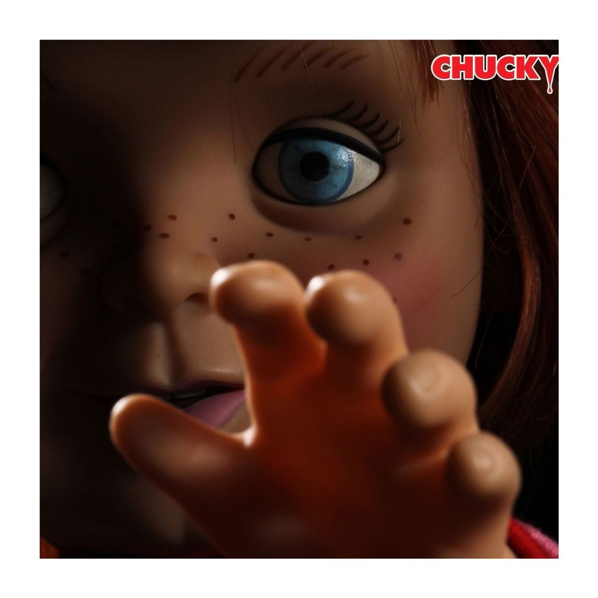 MEZCO - Chucky Good Guy Mezco Childs Play Altura 38cm y Habla Buen Chico