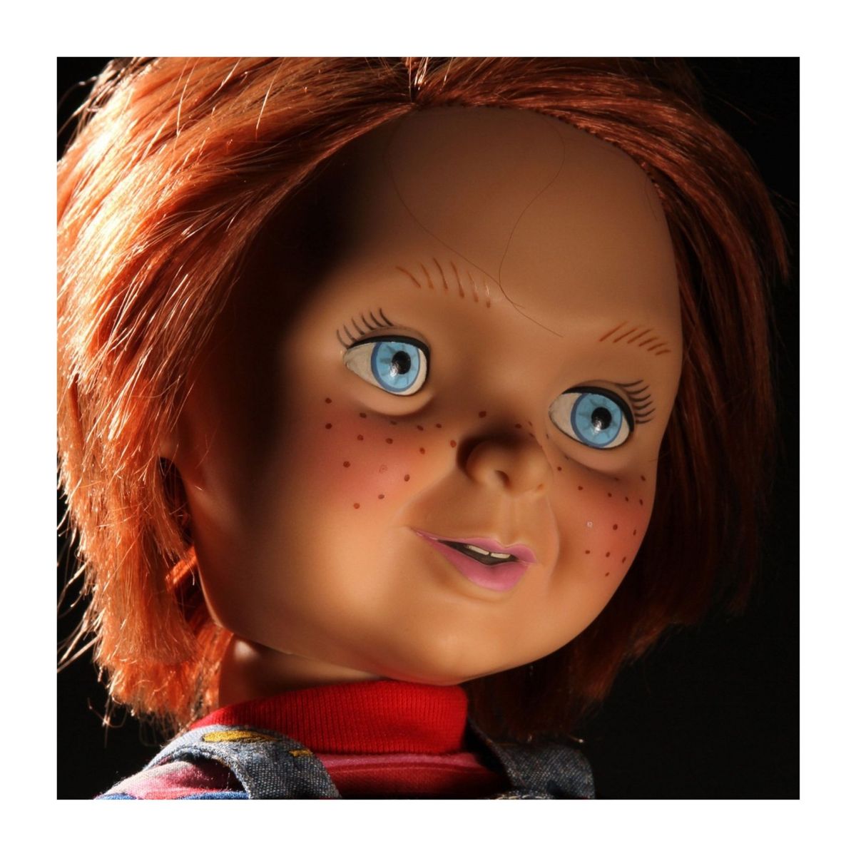 MEZCO - Chucky Good Guy Mezco Childs Play Altura 38cm y Habla Buen Chico