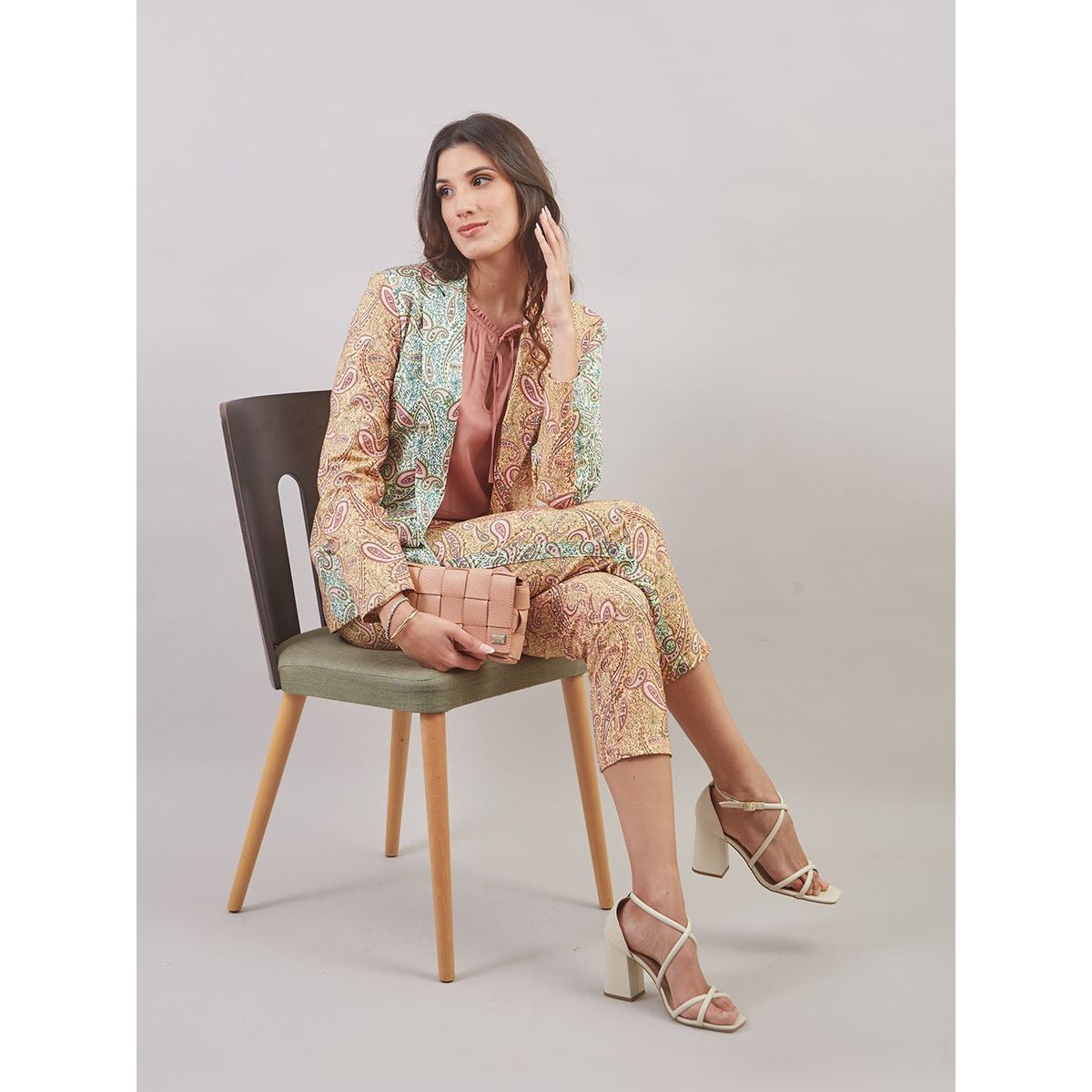 MICHELLE BELAU - BLAZER MANGA LARGA BB80108LEO TERL S.