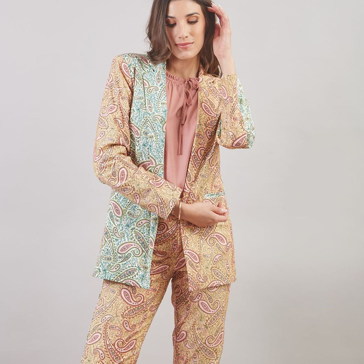 MICHELLE BELAU - BLAZER MANGA LARGA BB80108LEO TERL S.