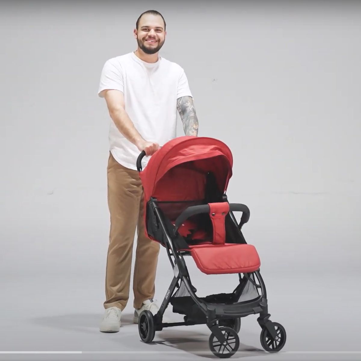 BABYKISS - COCHE DE BEBE ESTILO MALETIN PLEGABLE RED