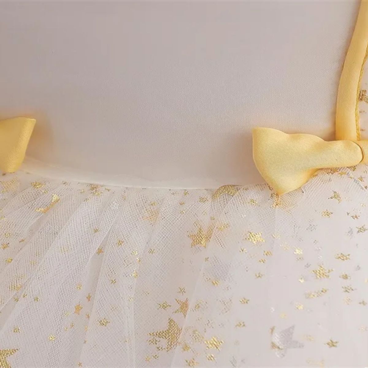 GENERICO - VESTIDO DE BEBE NIÑA BLANCO - INCLUYE GANCHITO