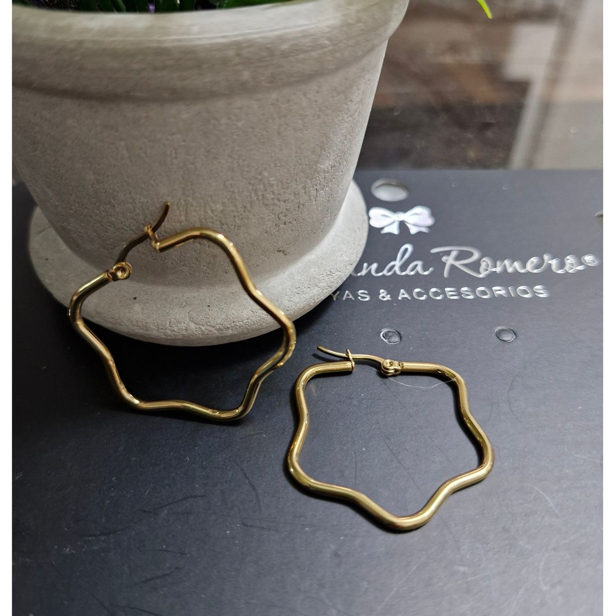 GENERICO - Lindas Argollas Hanna - Acero dorado