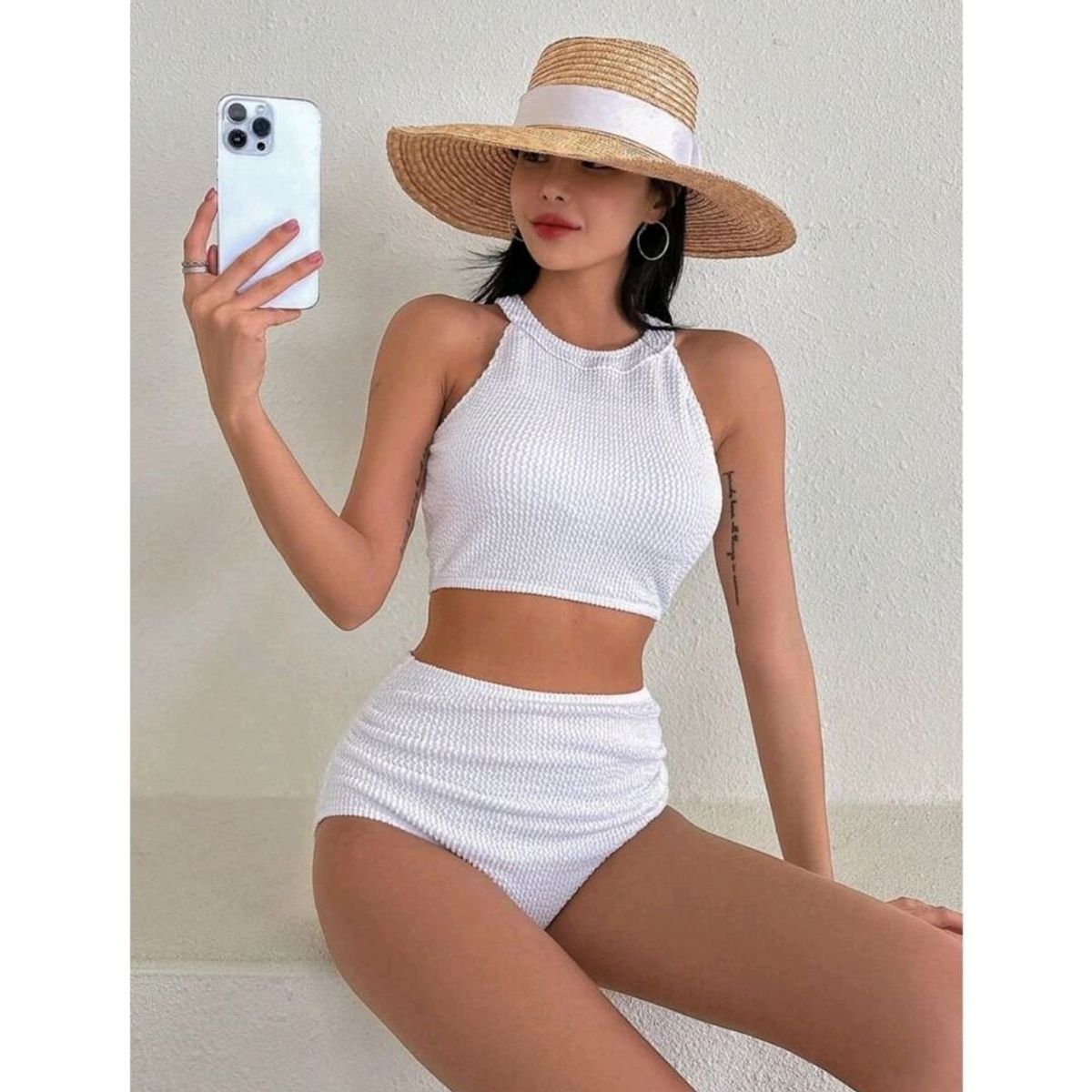 GENERICO - BIKINI TIRO ALTO CON COPA