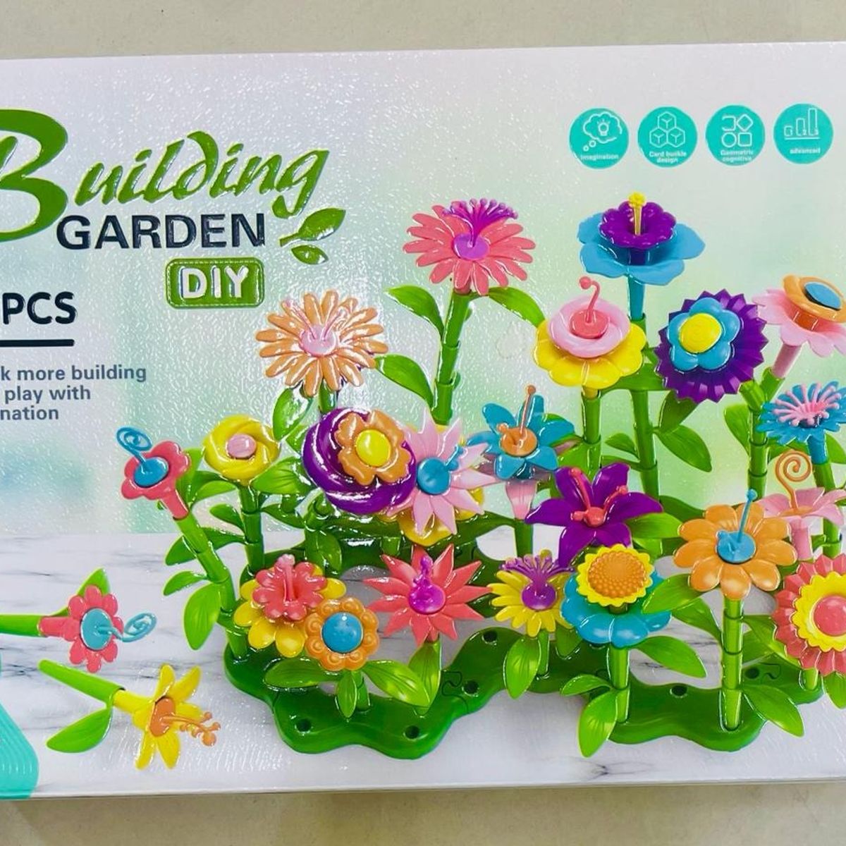 GENERICO - JUGUETE DE JARDINERIA ARMABLE 141 PCS