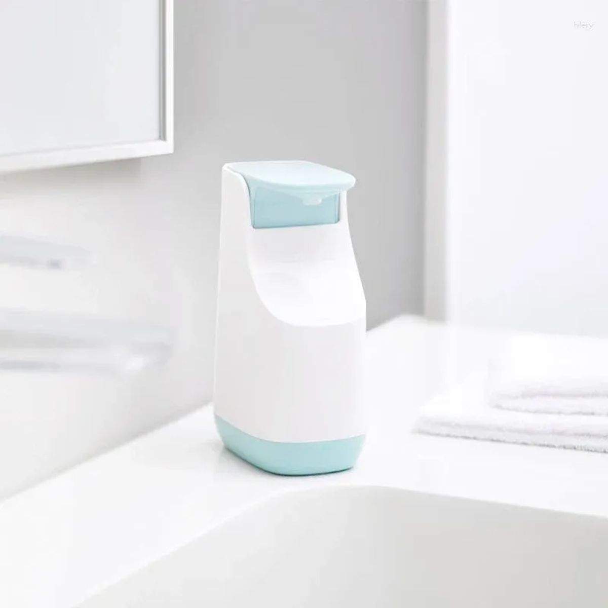 MEGIMPERU - Dispensador de Jabón Liquido Compacto