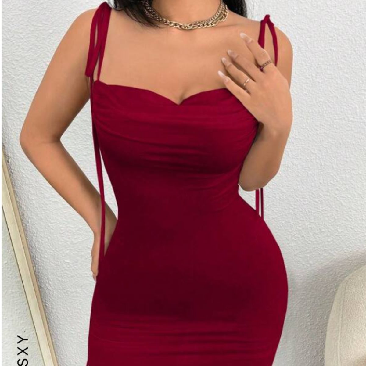 GENERICO - VESTIDO LOLITA  AJUSTADO ROJO VINO