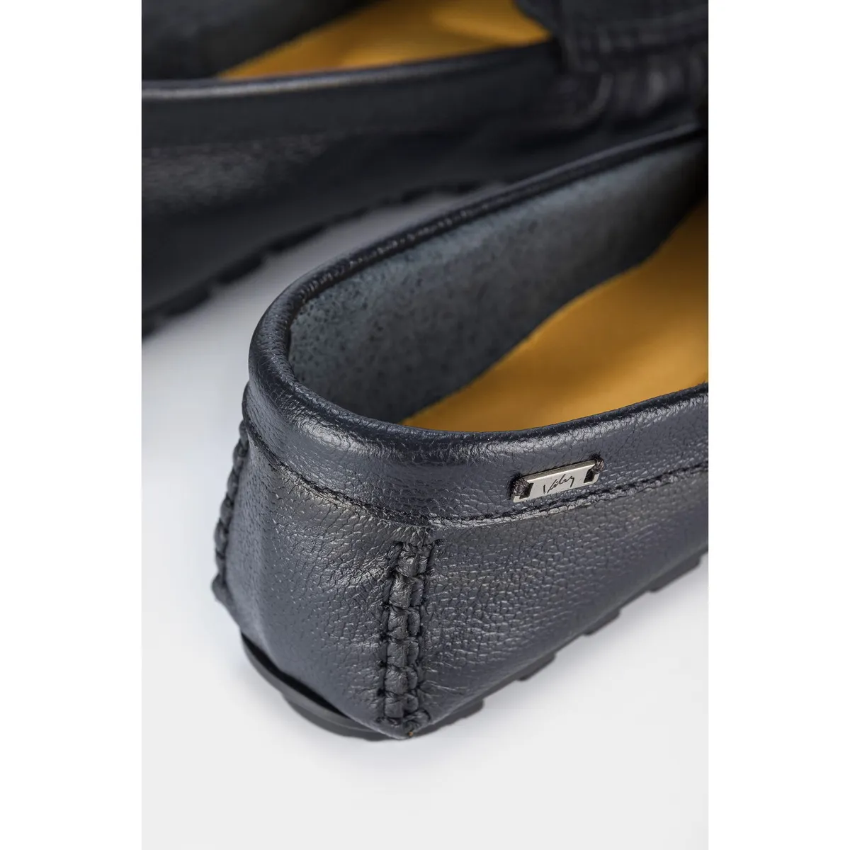 VELEZ - Vélez Mocasines Denver Cuero Mujer Grabado Con Placa Negro