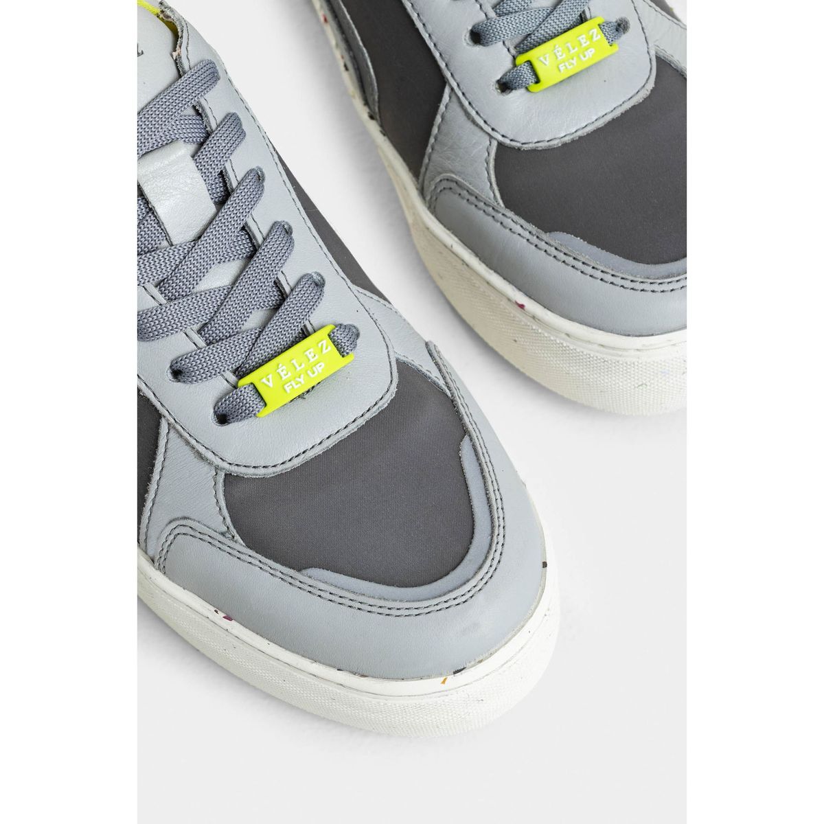 VELEZ - Vélez Zapatillas Flexus De Cuero y Lona Mujer Detalle Gris