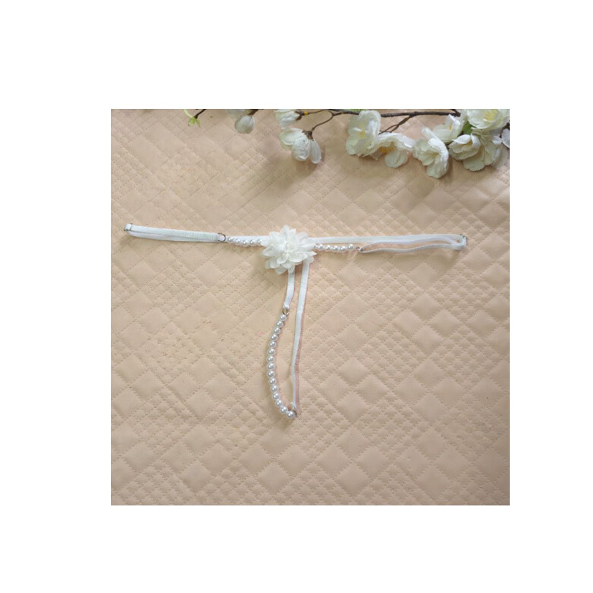 GENERICO - Tanga Blanco Hilo con PERLAS - S hasta XL