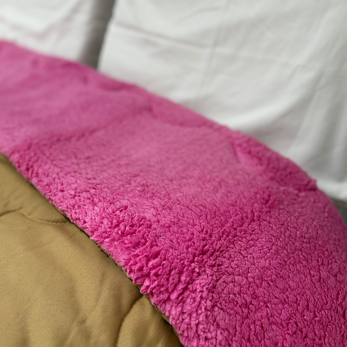 NANCY'S COLLECTION - Edredón Liso Acolchado Con Sherpa Nancy´s 1.5 Plz