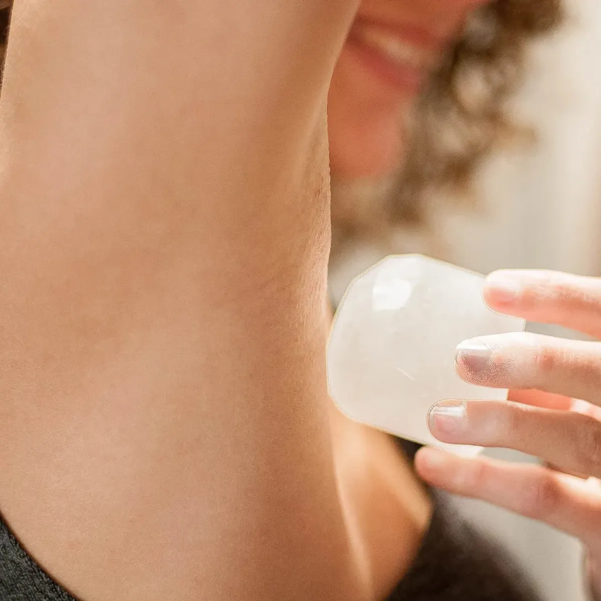 NACIONAL - PIEDRA DE ALUMBRE DESODORANTE NATURAL ECOAMIGABLE