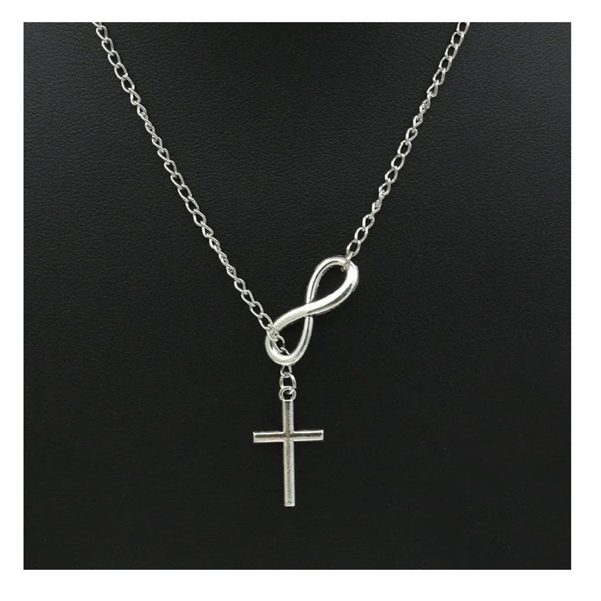 GENERICO - Collar Cruz Infinito Plateado