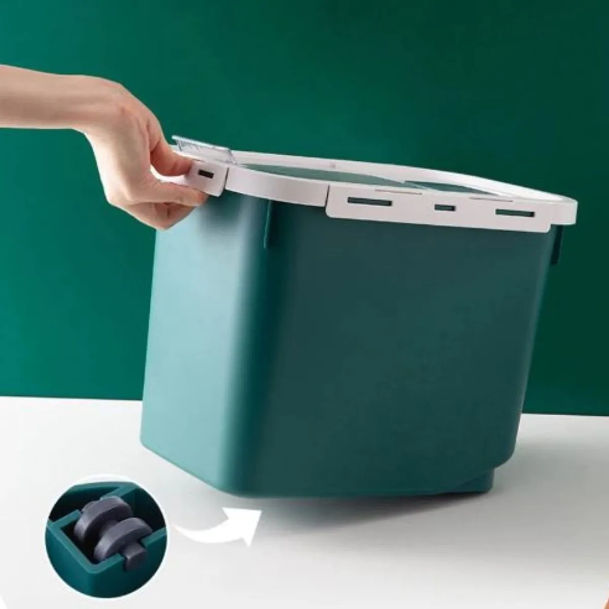 GENERICO - Contenedor de comida hermetico para Mascotas VERDE