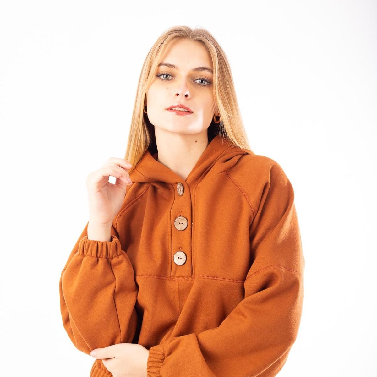 GENERICO - POLERA CON CAPUCHA MUJER XMN