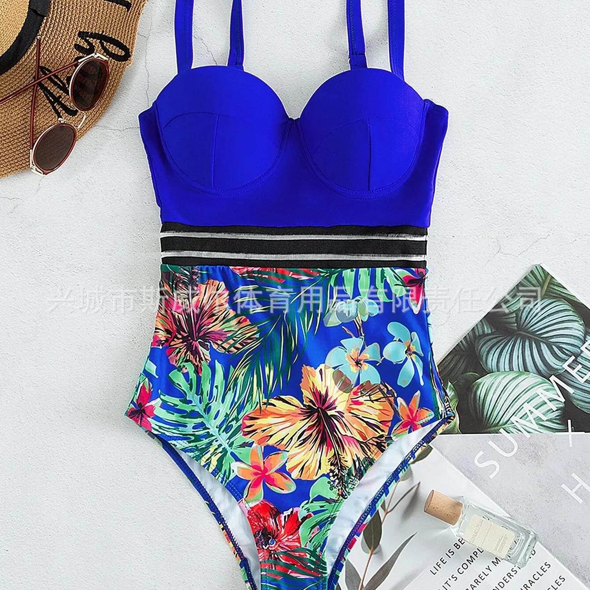 GENERICO - TRAJE DE BAÑO ENTERIZO FLOREADO CON COPA PUSH UP