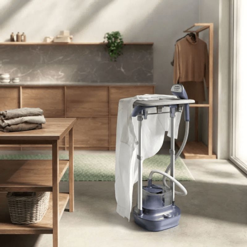 ELECTROLUX - Vaporizador de Ropa Electrolux Expert EGS20